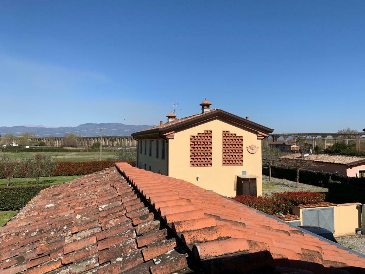 Affittacamere Agli Archi Capannori Exterior photo